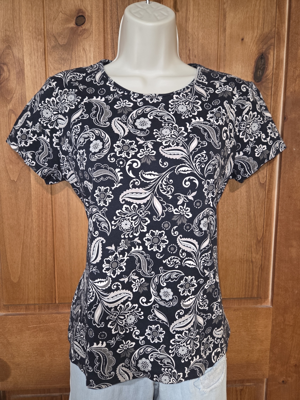 croft & barrow Black‎ and Cream Floral Paisley Short Sleeve Tee